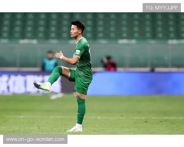 上海海港快速分球跑位堪称完美