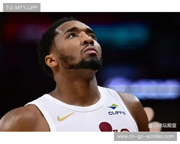 米切尔连续造犯规并罚中，骑士拿下关键分